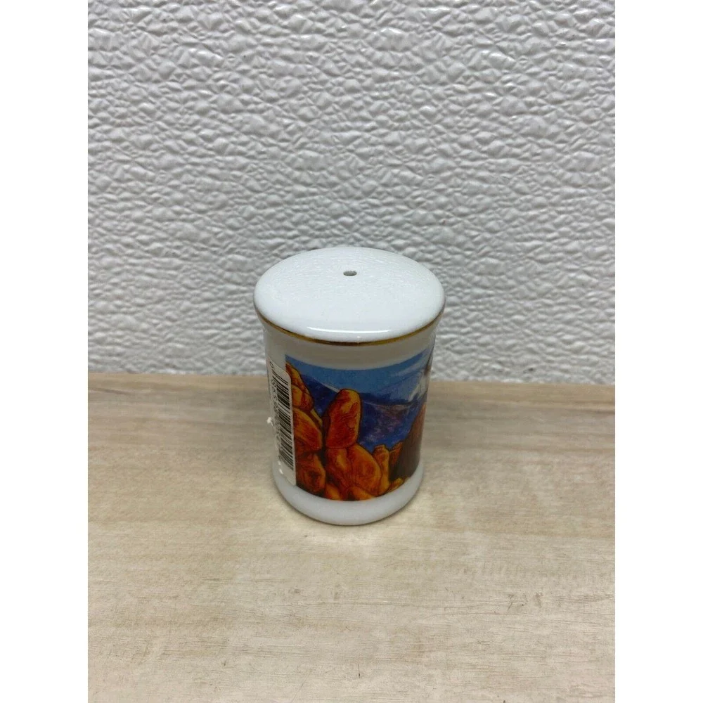 Vintage Utah Ceramic Salt Shaker Travel Souvenir